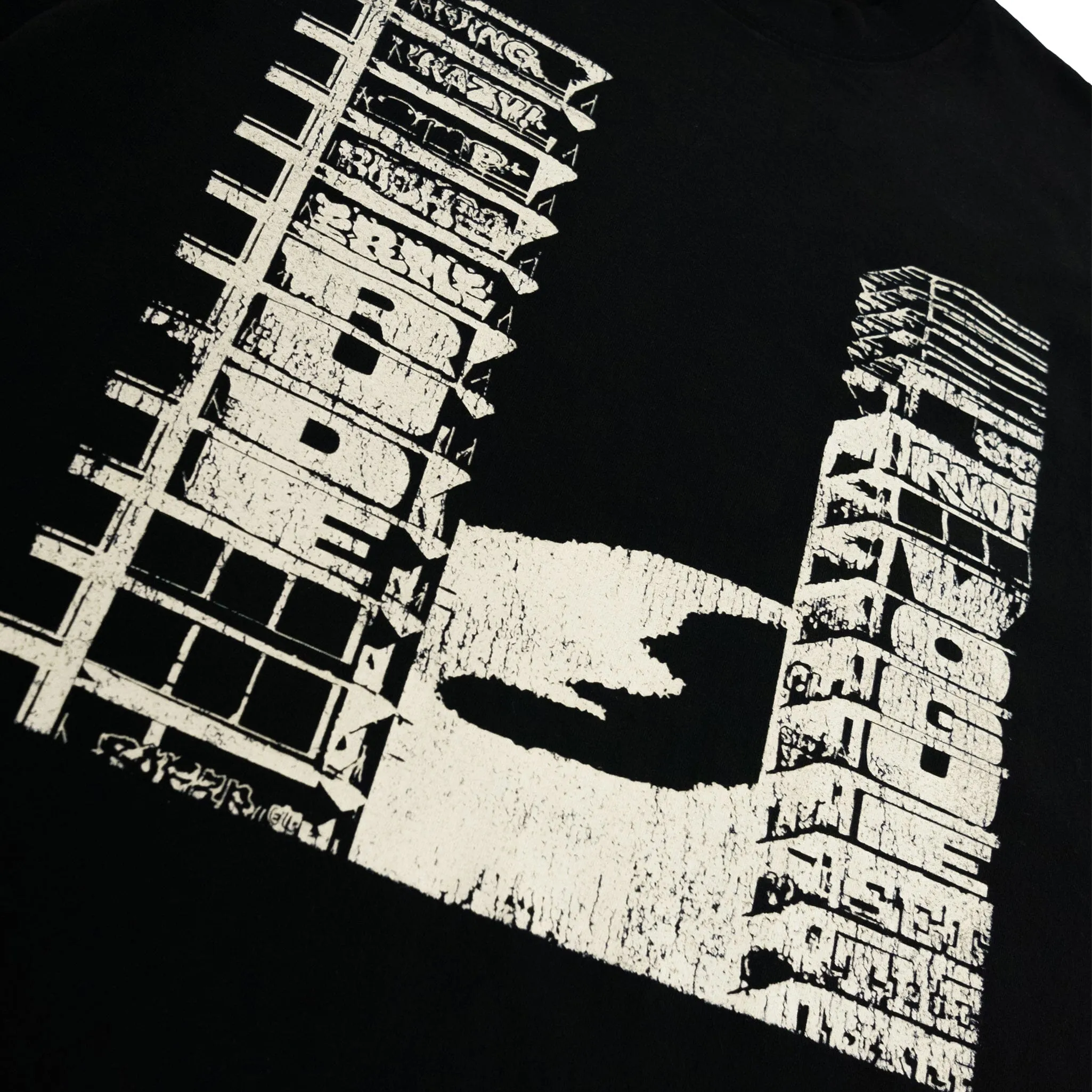 TOWERS TEE - BLACK